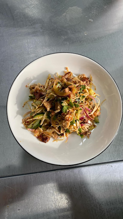 Lon Ma Pyo Burmese Food-truck restaurant